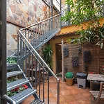 House Vendégház 4*