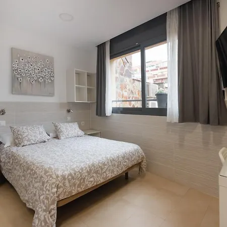House Guest house 2*
