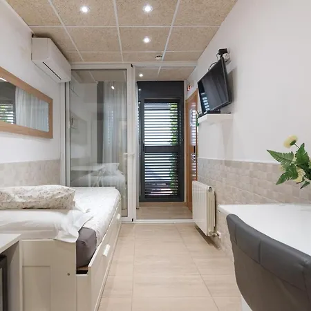 House 2* Barselona