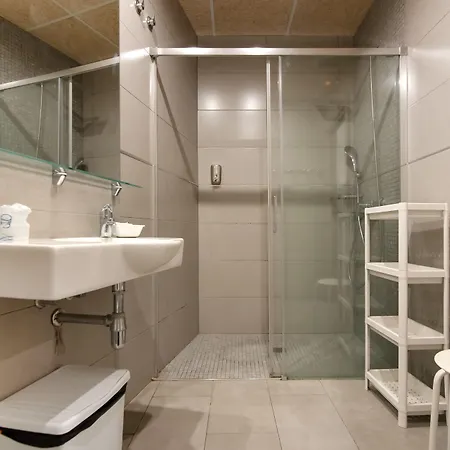 House 4*