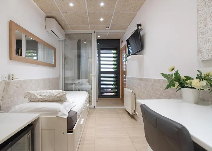 House 4* Barcelona