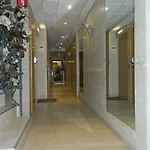 House Πανσιόν 4*